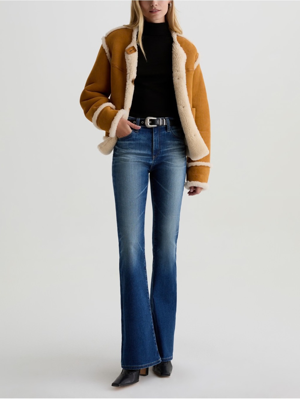 AG Adriano Goldschmied EMPOWER denim Farrah boot cut mid rise.